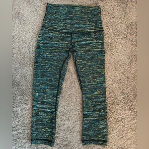 Lululemon Capri Leggings Size 6